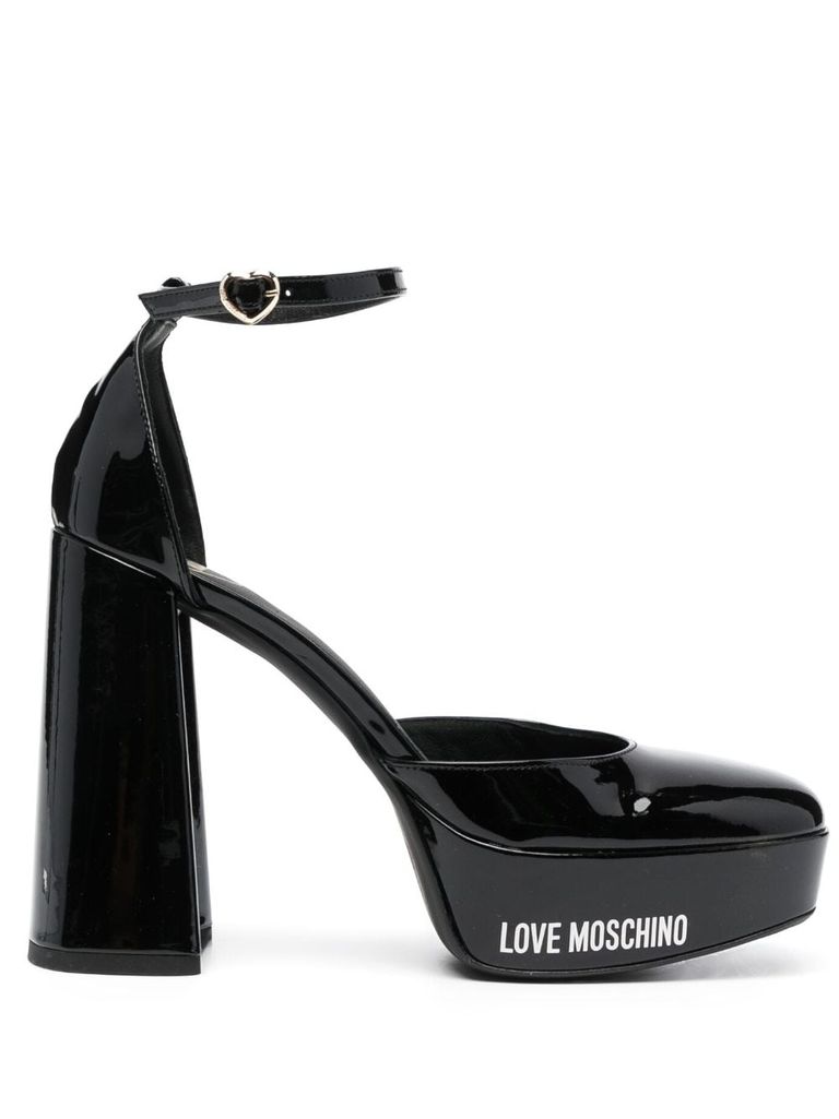 Love moschino hot sale platform sandals