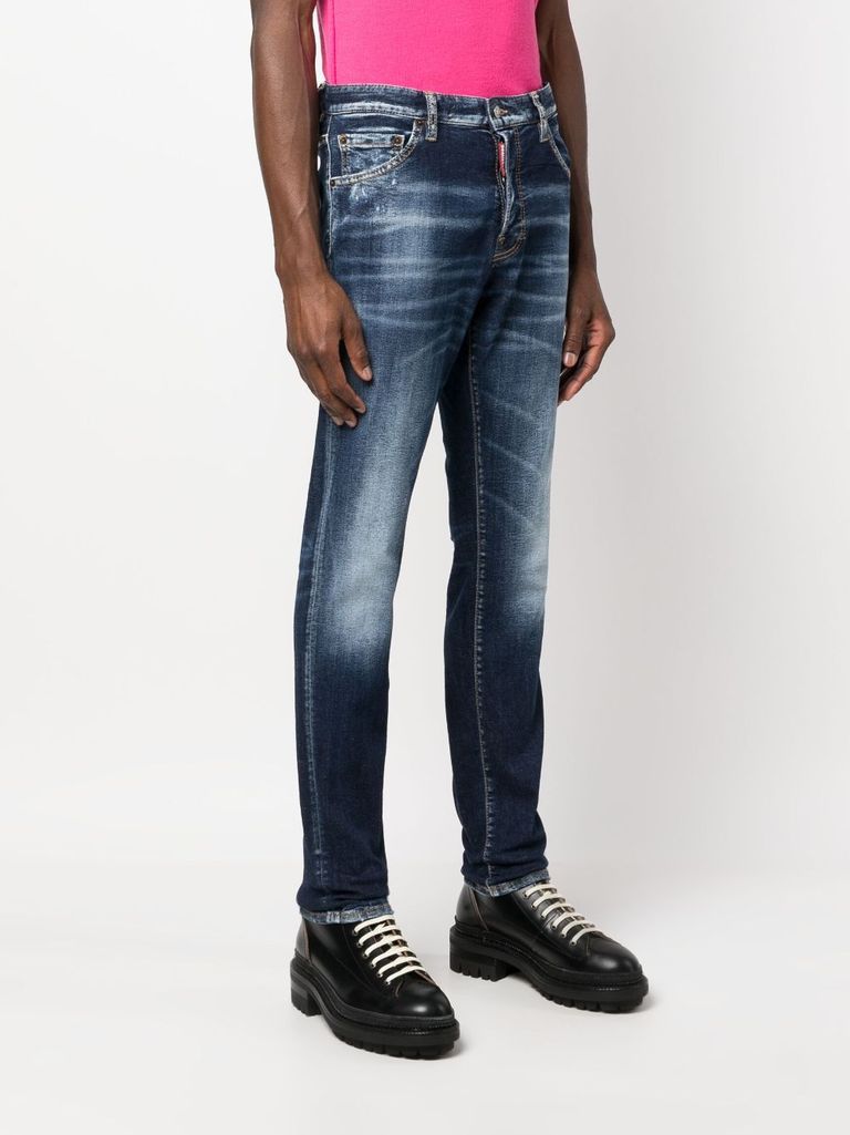 Low rise jeans