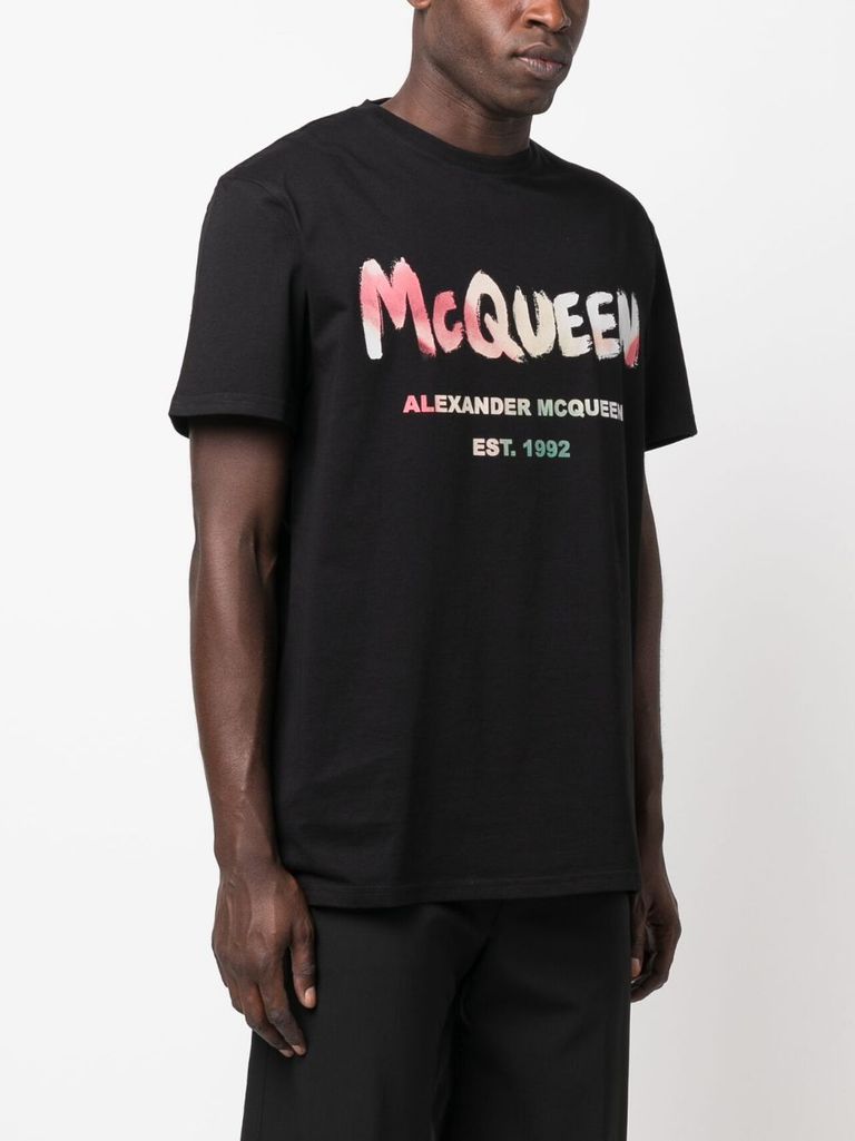 ★alexander mcqueen★ Blake Logo Print Short Sleeve T-Shirt Alexander McQueen logo-print Cotton T-shirt | Black | FARFETCH
