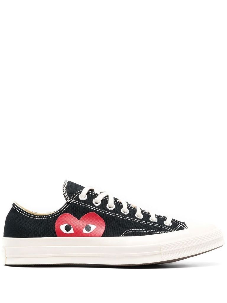 Comme des garcons play hotsell emblem hi top sneaker