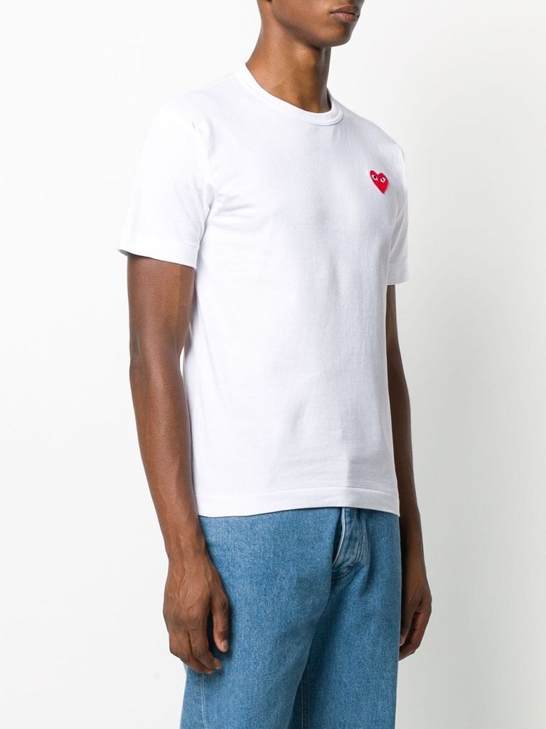 Comme des gar?ons outlet play heart patch t-shirt