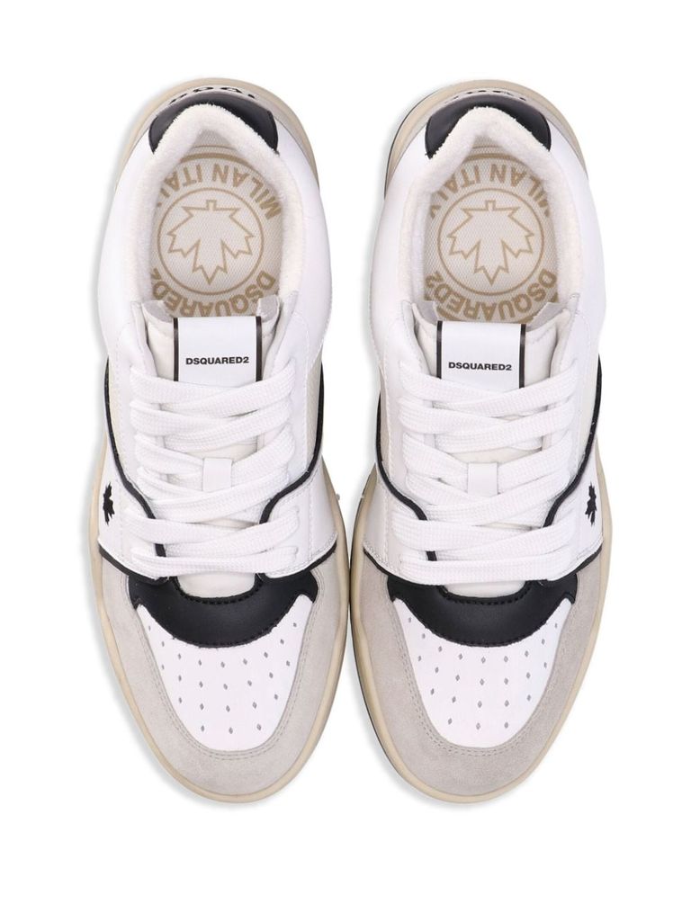 【送料&関税込】Dsquared2 Spiker Sneakers 26263454_56696437_600.jpg