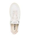 Sneakers 'Medalist' in pelle di vitello bianco e oro