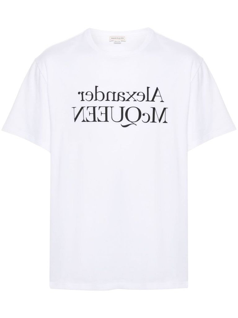 T-shirt with logo
