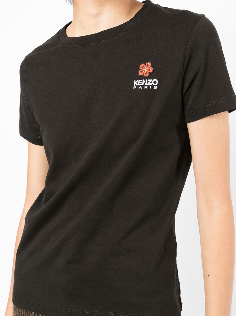 T-shirt with flower logo