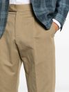 Mid-rise trousers