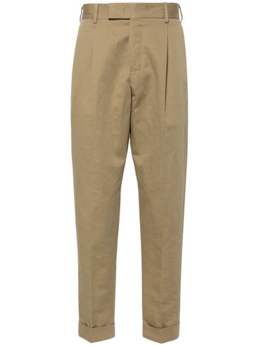 Mid-rise trousers