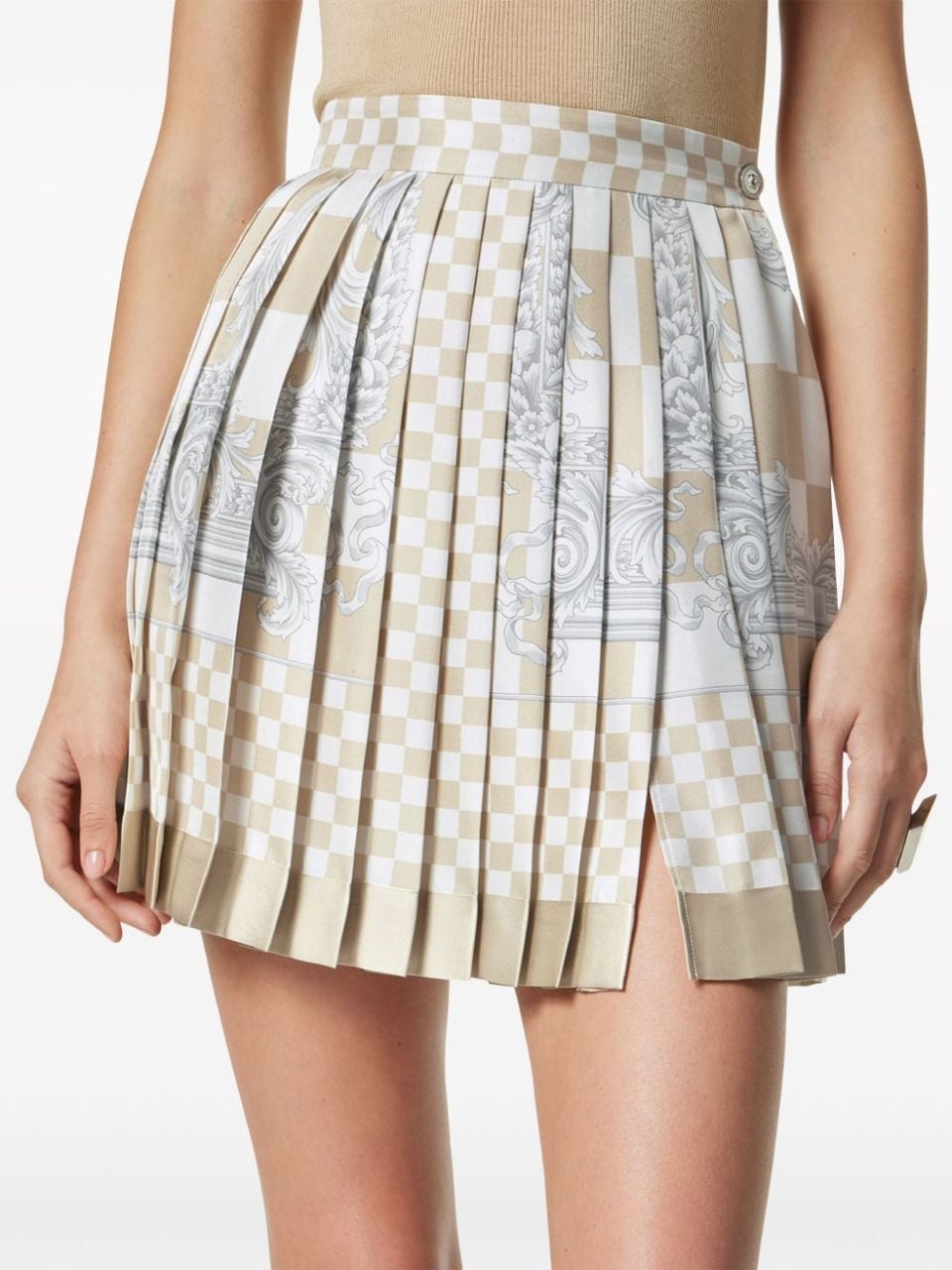 Checkered pattern skirt