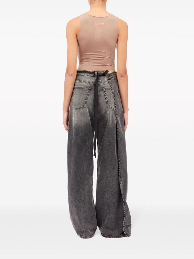 デニム・ジーパン Maison Margiela Asymmetrical waist jeans 関税込・国内発送】Maison Margiela Asymmetrical waist jeans