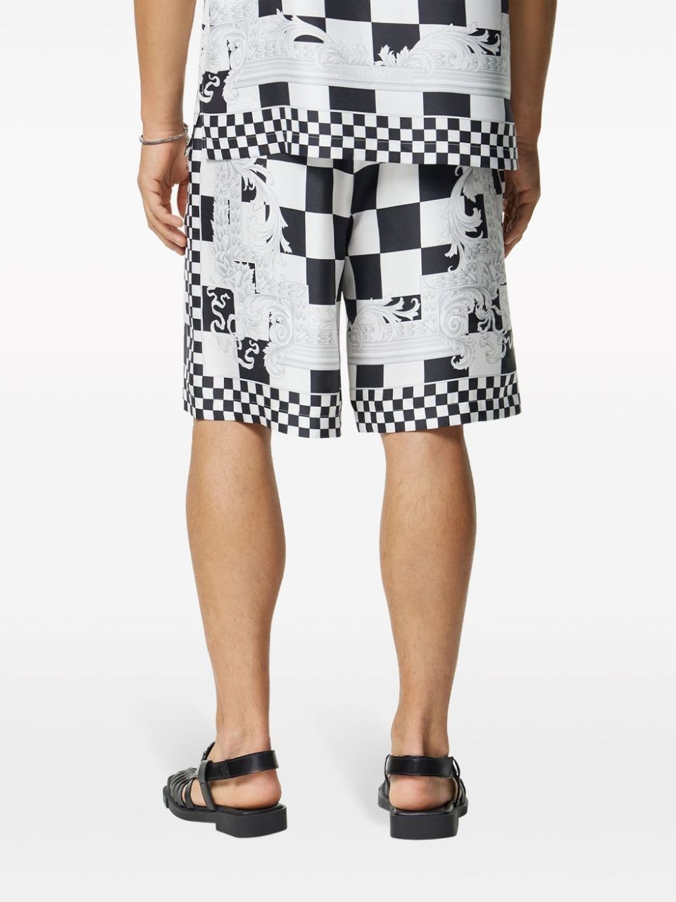 Checkered print Bermuda shorts