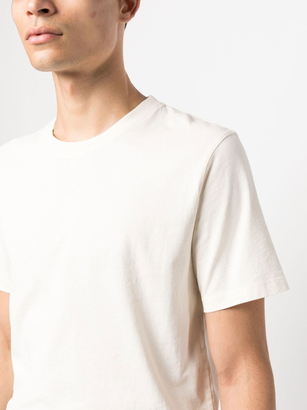 T-shirt in cotone girocollo a maniche corte