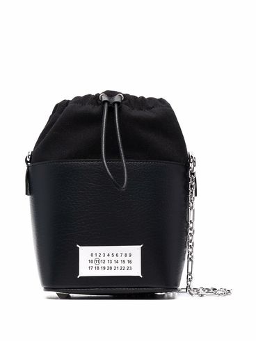 Small 5AC bucket bag in hammered leather with logo
