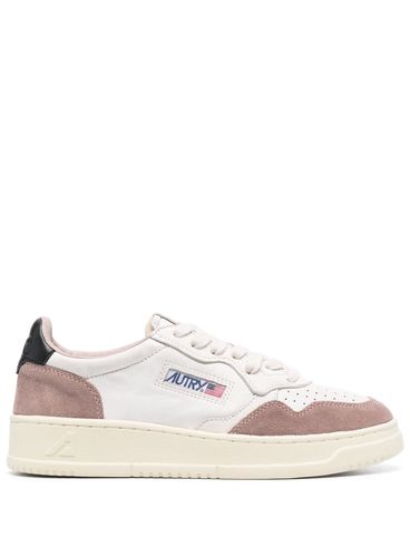 Medalist sneakers in white beige and black calf leather