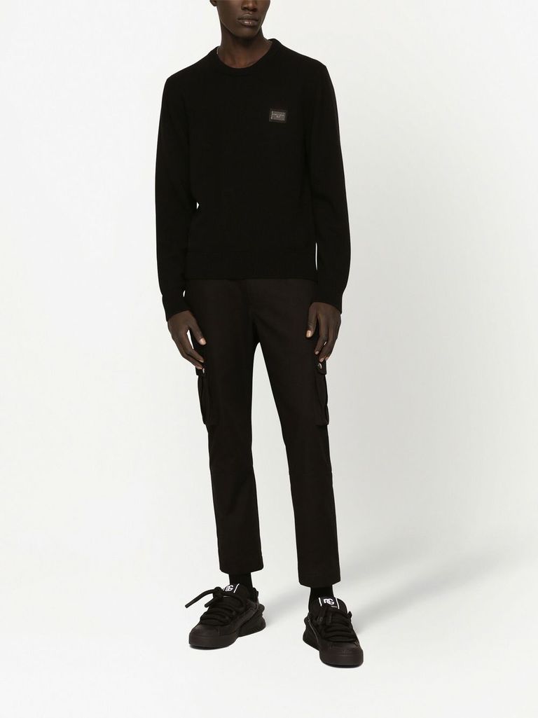 Shop Dolce & Gabbana Crew Neck Sweater In Virgin Wool And Cashmere With Metal Logo Plaque In Nero