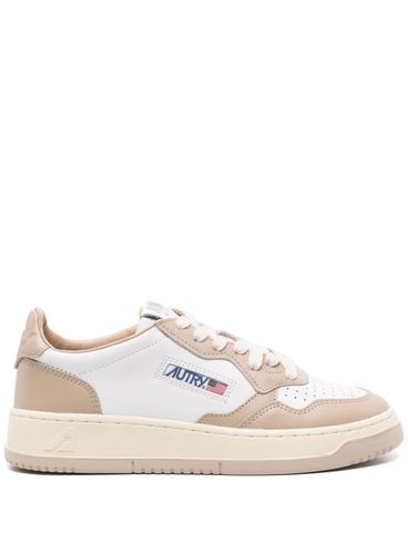 Medalist sneakers in white and beige calf leather