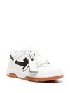 Sneakers Out Of Office in materiale riciclato con motivo Arrows