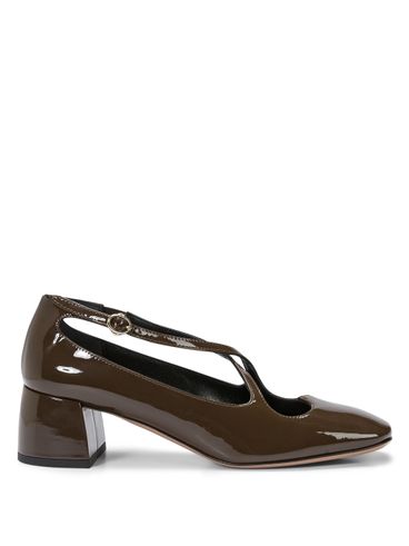 Two for Love pumps in patent calf leather
