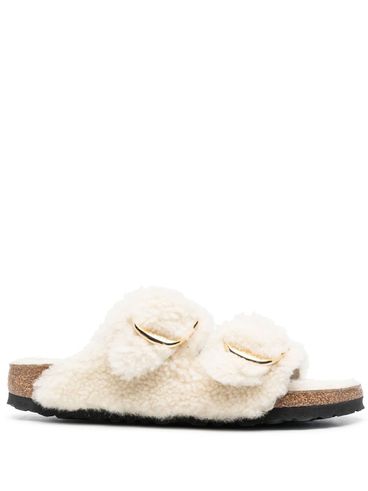 'Arizona Big Buckle' slippers