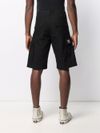 Shorts in cotone con tasche applicate