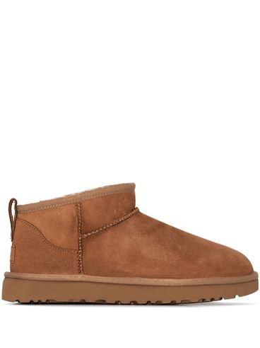 Brown shearling-lined ankle boots