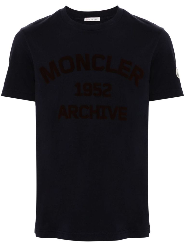 Shop Moncler Cotton T-shirt With Logo In Blue