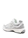 Sneakers 2002R in pelle e tessuto