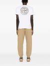 stone island - T-shirt in cotone bianco con logo nero - 4