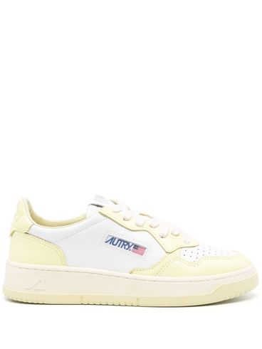 Sneakers 'Medalist' in pelle di vitello bianco e giallo