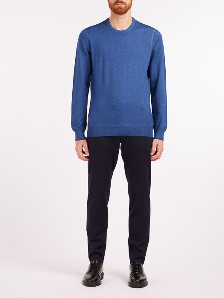 Shop Vengera Virgin Wool Crewneck Sweater In Blu