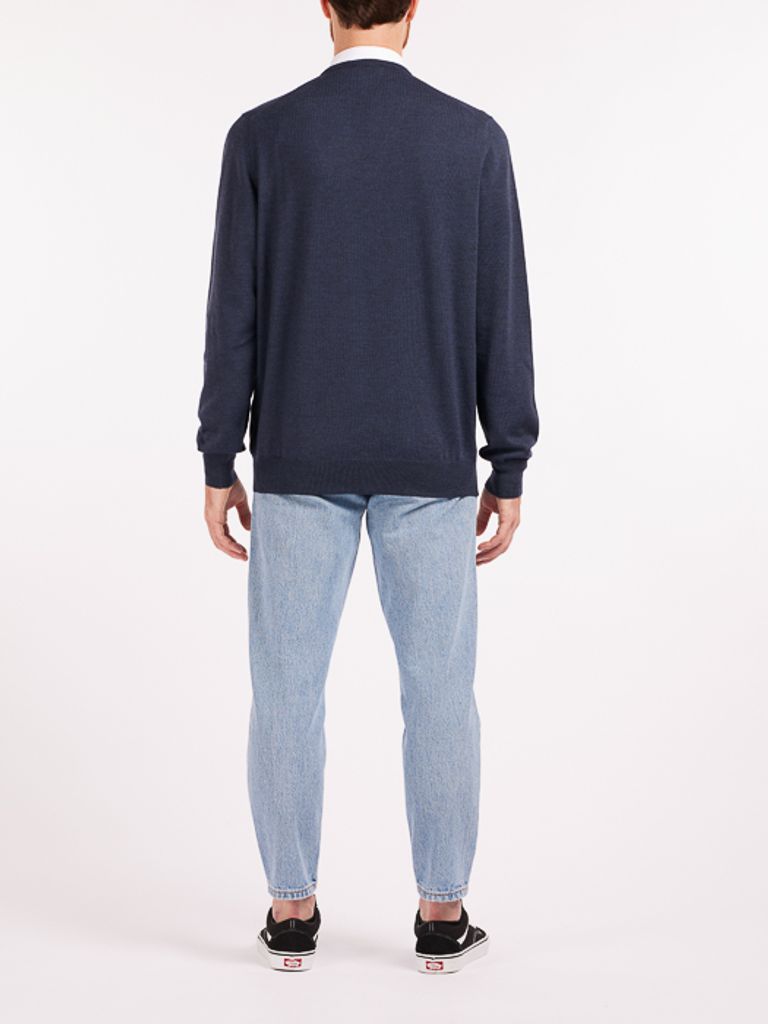 Shop Vengera Virgin Wool V-neck Sweater In Blu