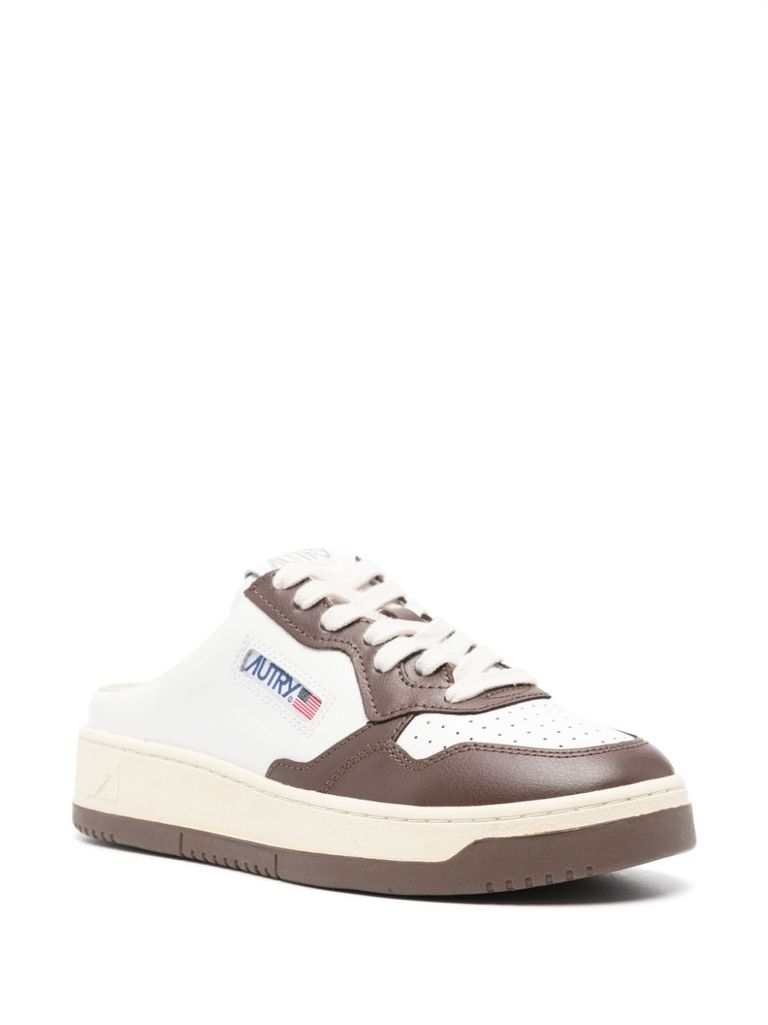 Shop Autry 'medalist' Low Mule In Panelled Leather In Bianco