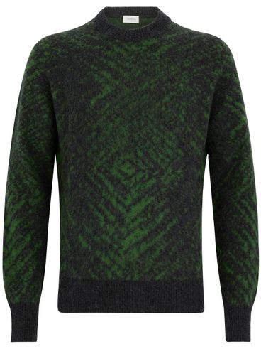 Wool sweater with pattern