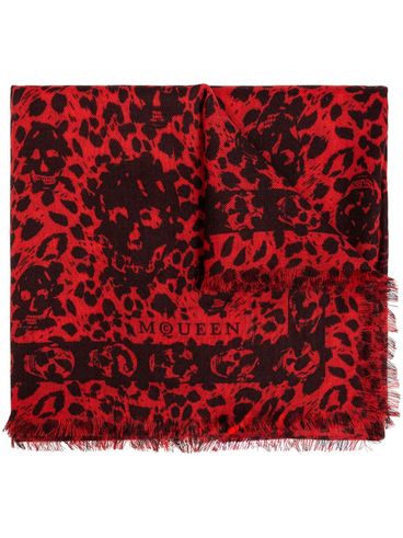 Leopard print wool scarf