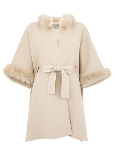 D EXTERIOR - Cappotto corto in lana e cashmere con pelliccia