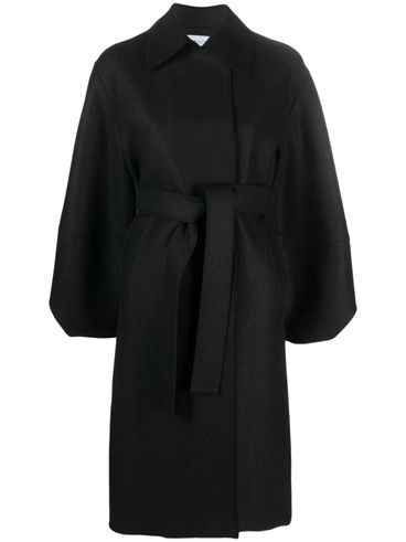 Long wool coat with belt