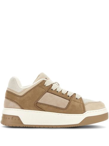 HOGAN - Sneakers H667 in camoscio