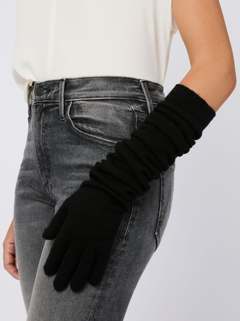 Shop Max Mara Cashmere Timor Gloves In Black