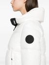 Short Isla puffer jacket in white