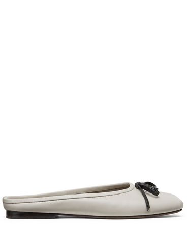 Leather ballet flats with bow