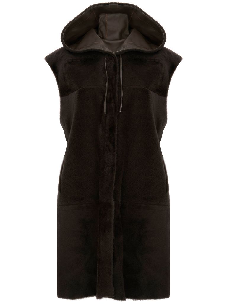 The Doa Long Laurie Sleeveless Reversible Coat In Brown