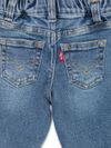 Jeans in cotone con risvolte