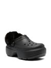 crocs - Stomp Lined Clog in black with fur - 2