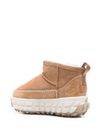 ugg - Stivaletti Venture Daze Ultra Mini in camoscio - 3