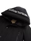 woolrich - Parka nero con logo bianco e tasche applicate - 2