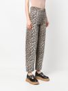 ganni - Jeans con stampa leopardata - 3