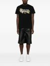 versace jeans couture - T-shirt nera con logo frontale - 3