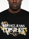 versace jeans couture - T-shirt nera con logo frontale - 2