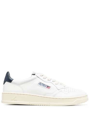 AUTRY - Medalist sneakers in white and blue leather