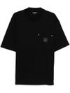 carhartt wip - T-shirt in cotone nero con tasca