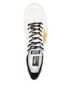 golden goose - Sneakers Ballstar in pelle bianco e stella oro - 3